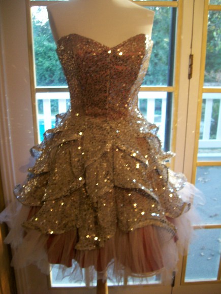 betsey johnson prom dresses 2010	